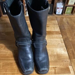Women’s Frye Harness boots 6.5